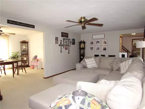 Living - 5941 Graybrook Dr, Export, PA 15632 photo 2 of 3