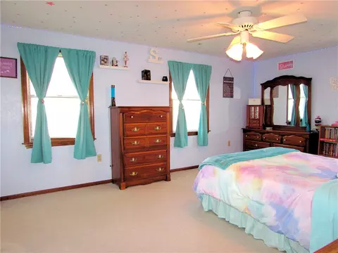 Bedroom - 5941 Graybrook Dr, Export, PA 15632 photo 7 of 13