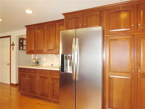 Kitchen - 5941 Graybrook Dr, Export, PA 15632 photo 3 of 3