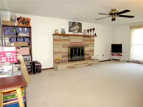 Living - 5941 Graybrook Dr, Export, PA 15632 photo 1 of 3