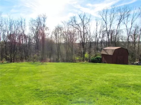 Exterior - 5941 Graybrook Dr, Export, PA 15632 photo 3 of 4