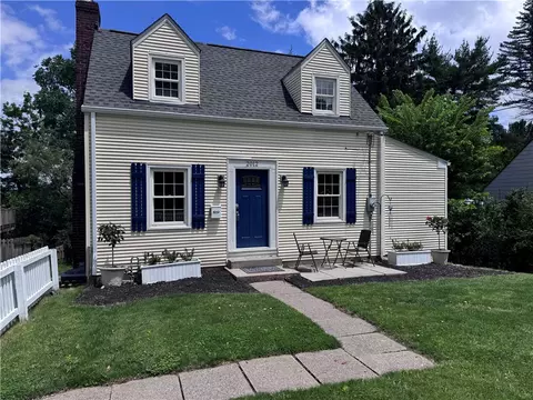 2012 Pleasant St, Bethel Park, PA 15102