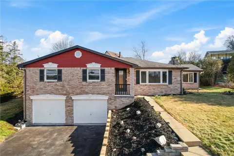 737 Courtview, Greensburg, PA 15601