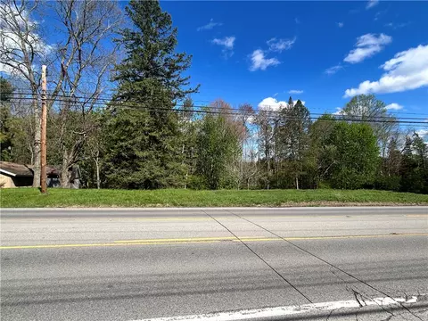 3022 Wilmington Rd, New Castle, PA 16105