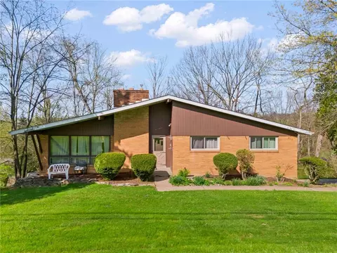 207 Marion Dr, Mcmurray, PA 15317