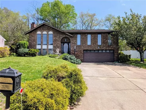 74 Windcrest, Cecil, PA 15321