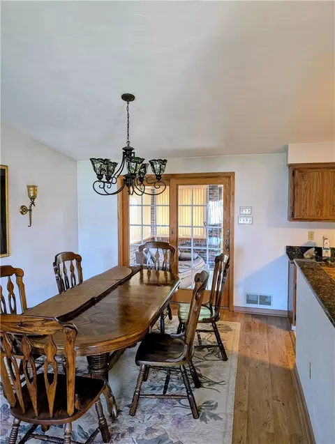 74 Windcrest, Cecil, PA 15321 photo 5