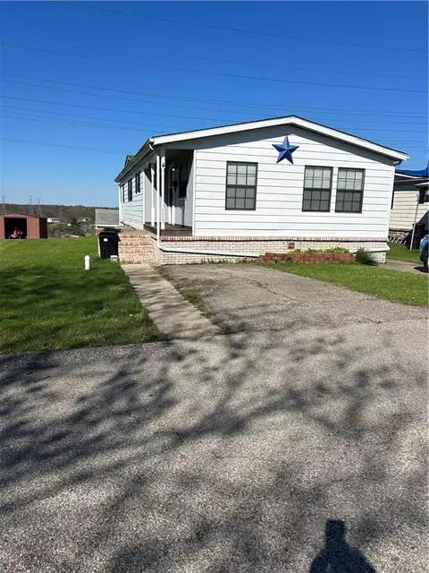 4099 Forward Concord, Elizabeth, PA 15037