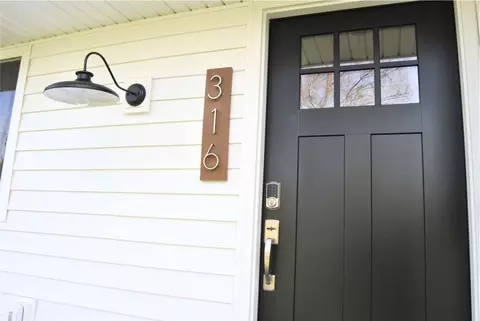 316 Leatherbark Rd, Cranberry, PA 16066
