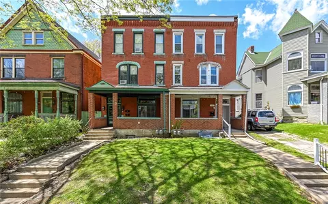 308 S Pacific Ave, Pittsburgh, PA 15224