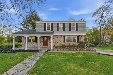 4119 Lee Manor Dr, Allison Park, PA 15101