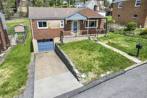 102 Tarpon Dr, Pittsburgh, PA 15212