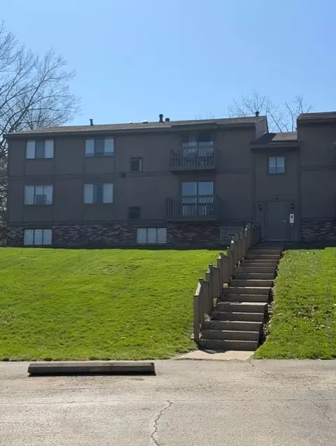 2467 Brook Ledge Rd #23B, Bridgeville, PA 15017