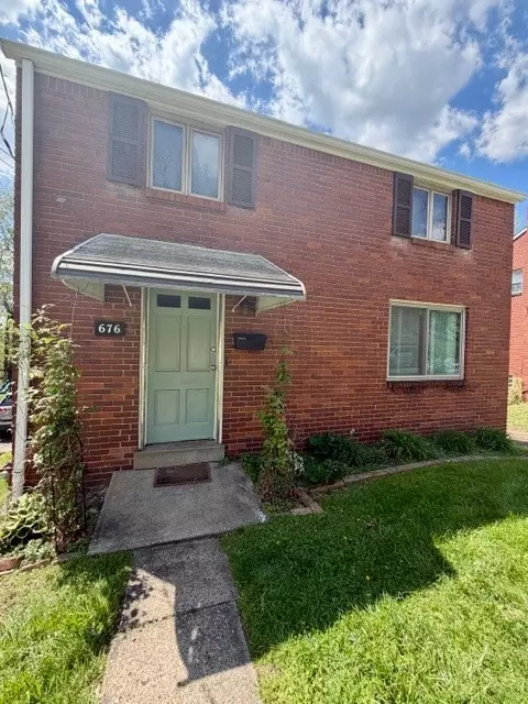 676 Park Ave, Pittsburgh, PA 15221