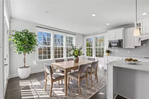 Dining - 641 Tullamore Trl, Mars, PA 16046 photo 2 of 2