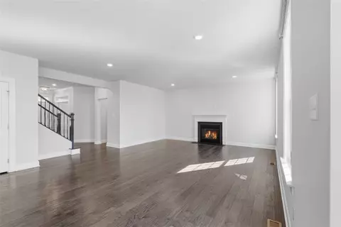 Living - 641 Tullamore Trl, Mars, PA 16046 photo 2 of 3