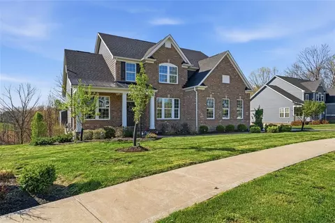 Exterior - 641 Tullamore Trl, Mars, PA 16046 photo 4 of 4