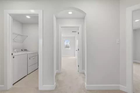 Entry Way - 641 Tullamore Trl, Mars, PA 16046 photo 4 of 4