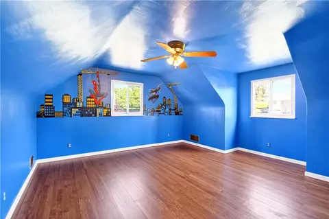 Bedroom - 12296 Longview Dr, Irwin, PA 15642 photo 9 of 11