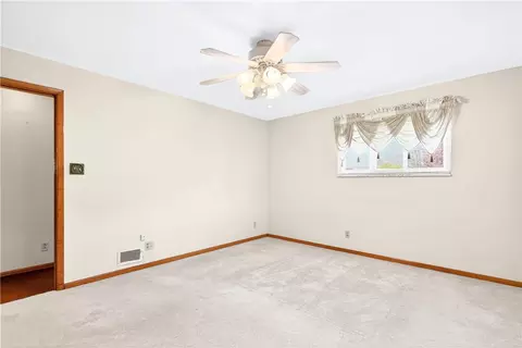 Bedroom - 12296 Longview Dr, Irwin, PA 15642 photo 4 of 11