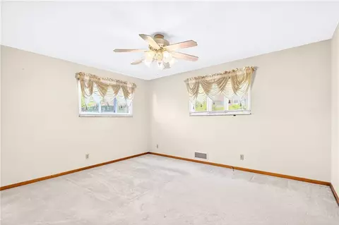 Bedroom - 12296 Longview Dr, Irwin, PA 15642 photo 3 of 11