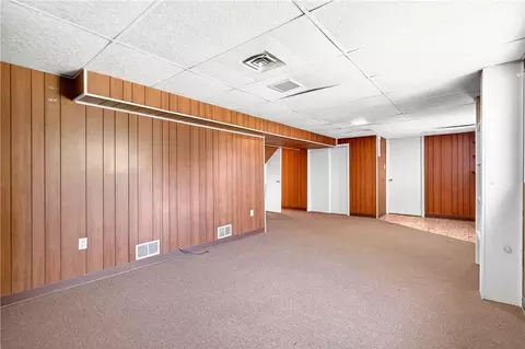 Living - 12296 Longview Dr, Irwin, PA 15642 photo 7 of 7