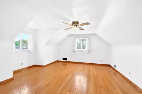 Bedroom - 12296 Longview Dr, Irwin, PA 15642 photo 6 of 11