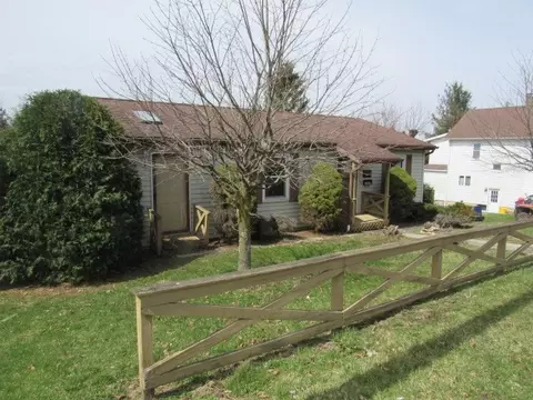 716 Grant St, Portage, PA 15946