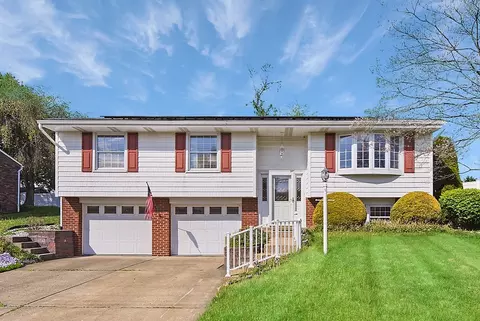 229 Princeton Dr, Aliquippa, PA 15001