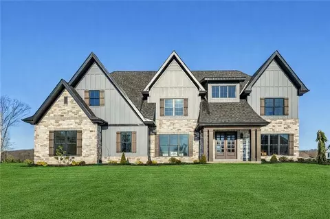 2012 Mallard Ln, Baden, PA 15005