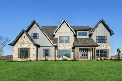 2012 Mallard Ln, Baden, PA 15005