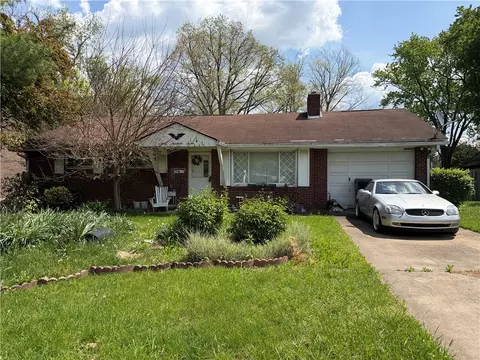 307 Aqua Ct, Mckeesport, PA 15135