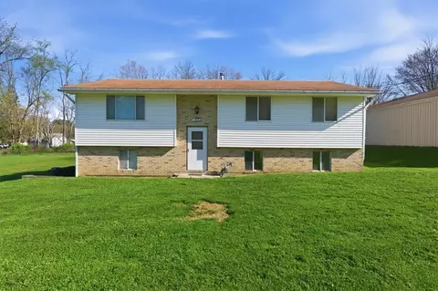 933 Sarver Rd, Sarver, PA 16055