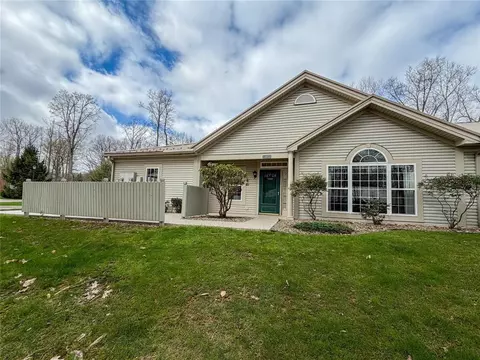 11603 Dawn Dr, Meadville, PA 16335