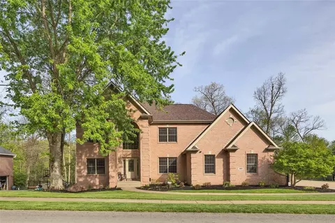 163 Oakview Dr, Cranberry Township, PA 16066
