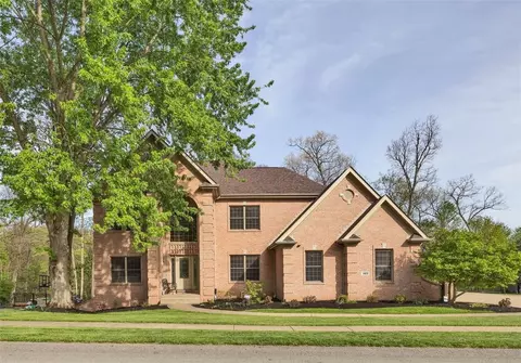 163 Oakview Dr, Cranberry Township, PA 16066