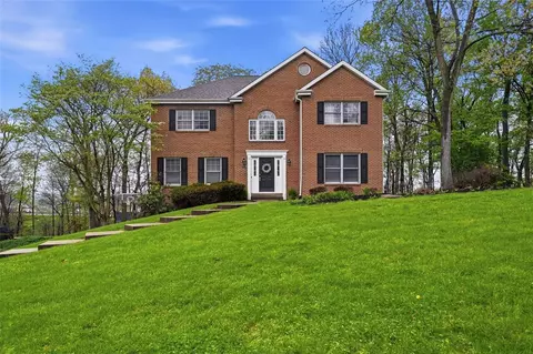 2436 Wedgewood Dr, Wexford, PA 15090