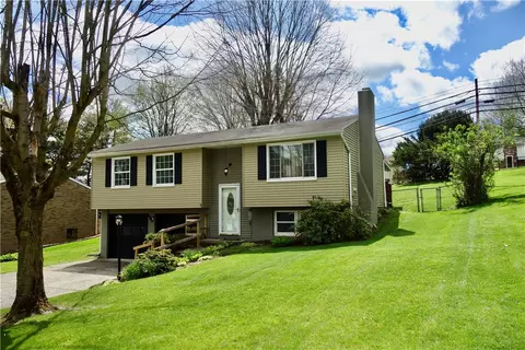 120 Wren Way, Washington, PA 15301