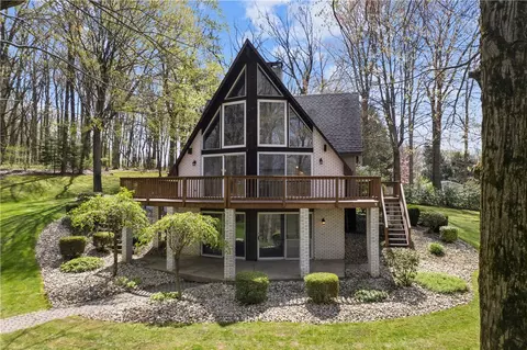 255 Claytonia Rd, Butler, PA 16001