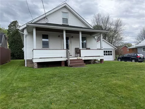 156 Gompers Ave, Indiana, PA 15701