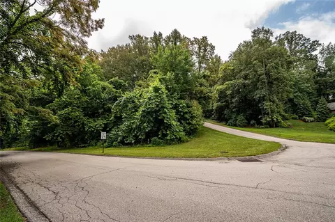 APT 9 Lot Timberland Dr., Greensburg, PA 15601
