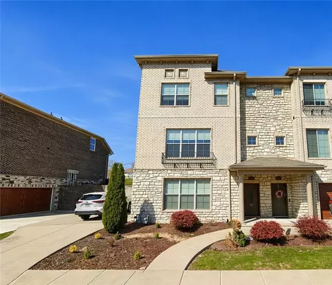 245 Lucca Ln, Pittsburgh, PA 15241