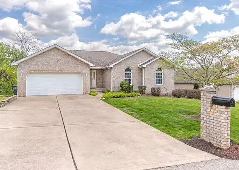 2408 Briarhill Ct, White Oak, PA 15131