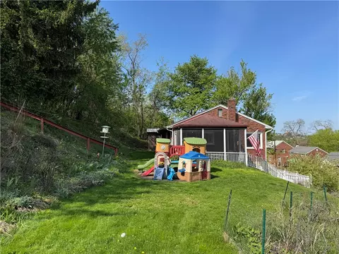 632 Brinwood Ave, Pittsburgh, PA 15227