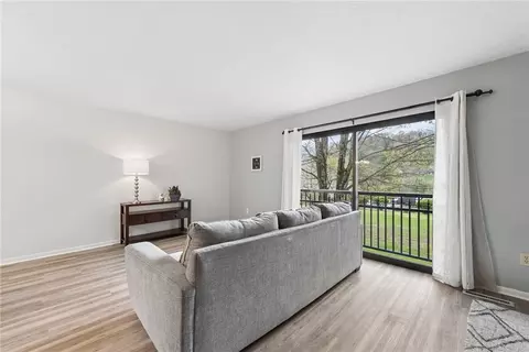 Living - 110 Georgetown Ln, Export, PA 15632 photo 5 of 7
