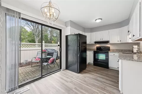 Kitchen - 110 Georgetown Ln, Export, PA 15632 photo 1 of 4