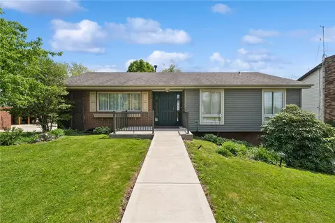 521 Monticello Dr, Delmont, PA 15626