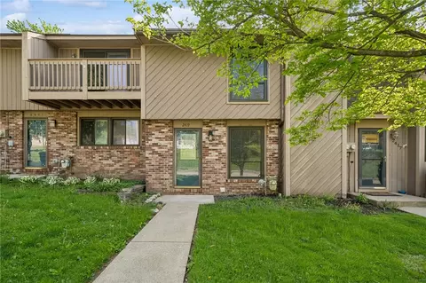 2419 Brook Ledge Rd, Bridgeville, PA 15017