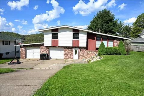 46 Mannina, Dunlevy, PA 15432
