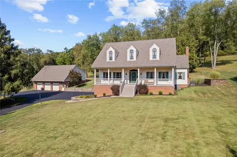959 Bentleyville Rd, Charleroi, PA 15022